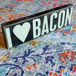 I ❤️ bacon home decor